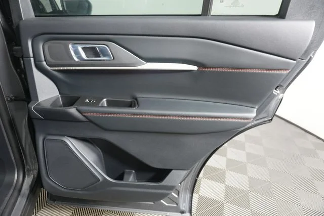 New 2026 Carbonized Gray Metallic Ford ST-Line image 34