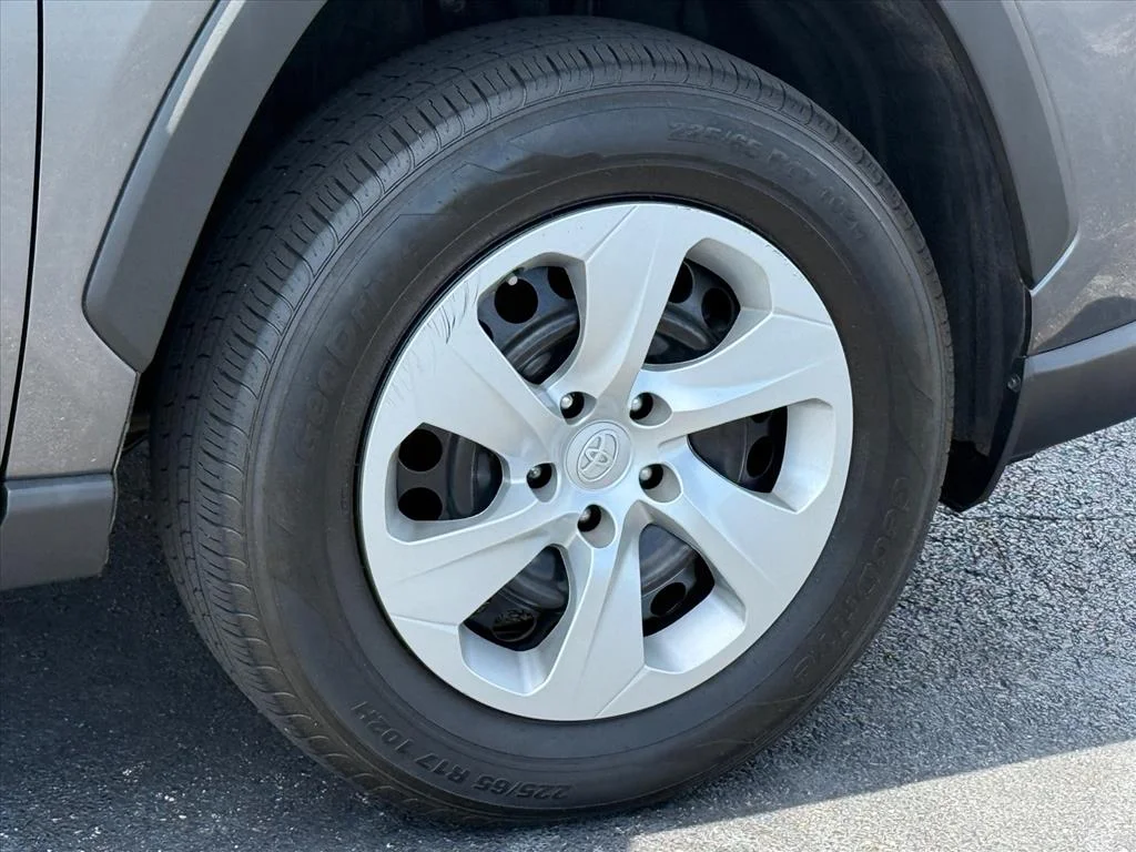Certified Used 2021 Magnetic Gray Metallic 1g3 Toyota LE image 9