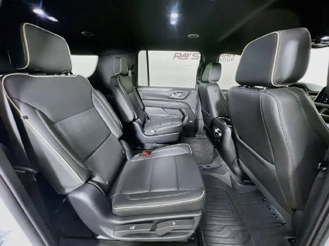 Used 2024 White GMC SLT image 42
