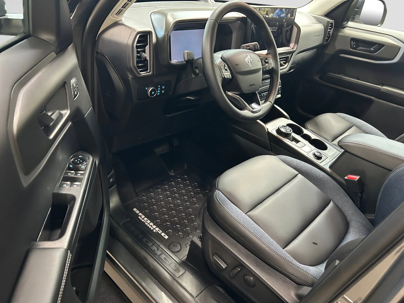 New 2026 Carbonized Grey Metallic Ford Outer Banks image 12