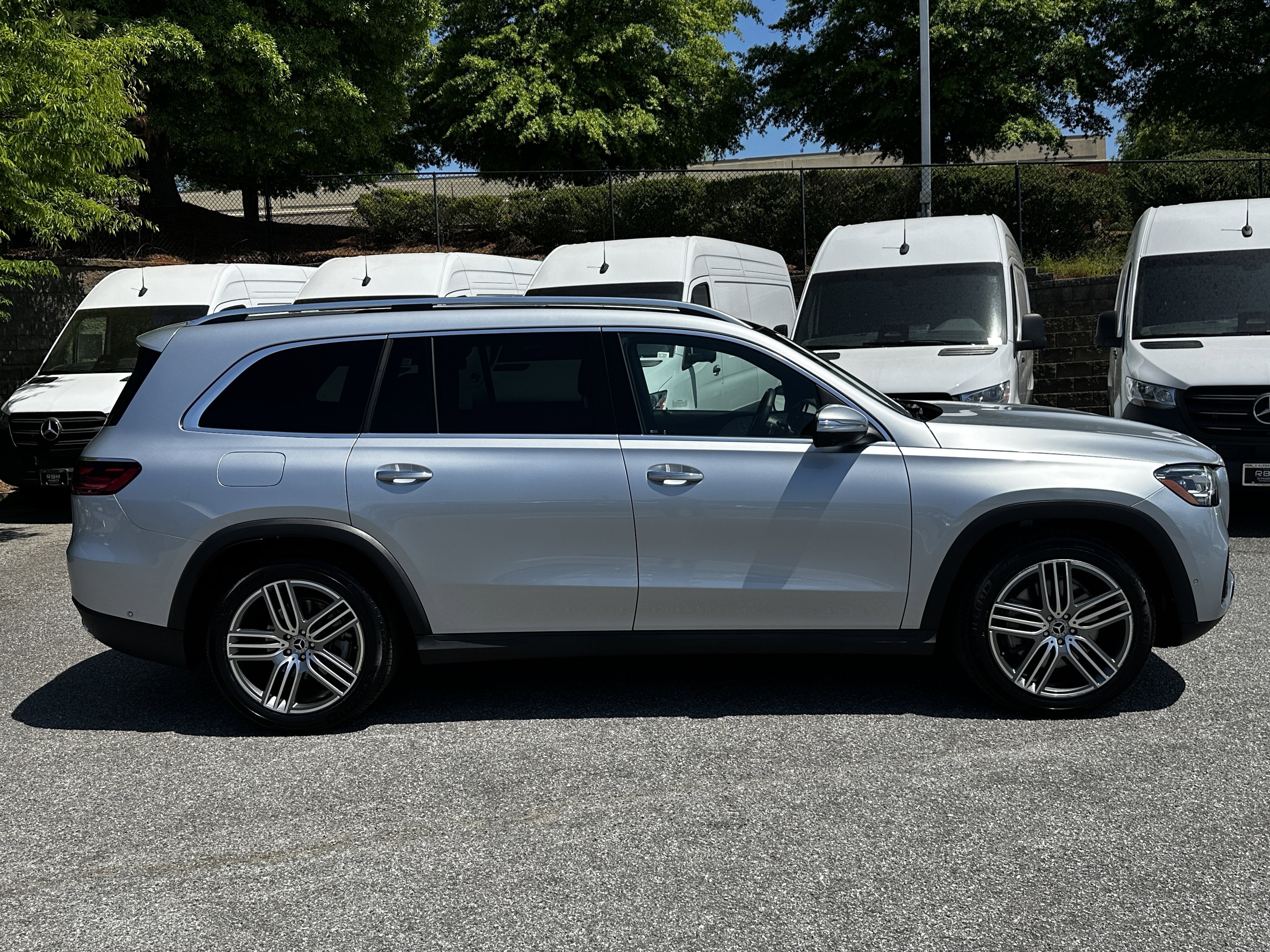 Certified Used 2025 Silver Mercedes-Benz GLS 450 image 9
