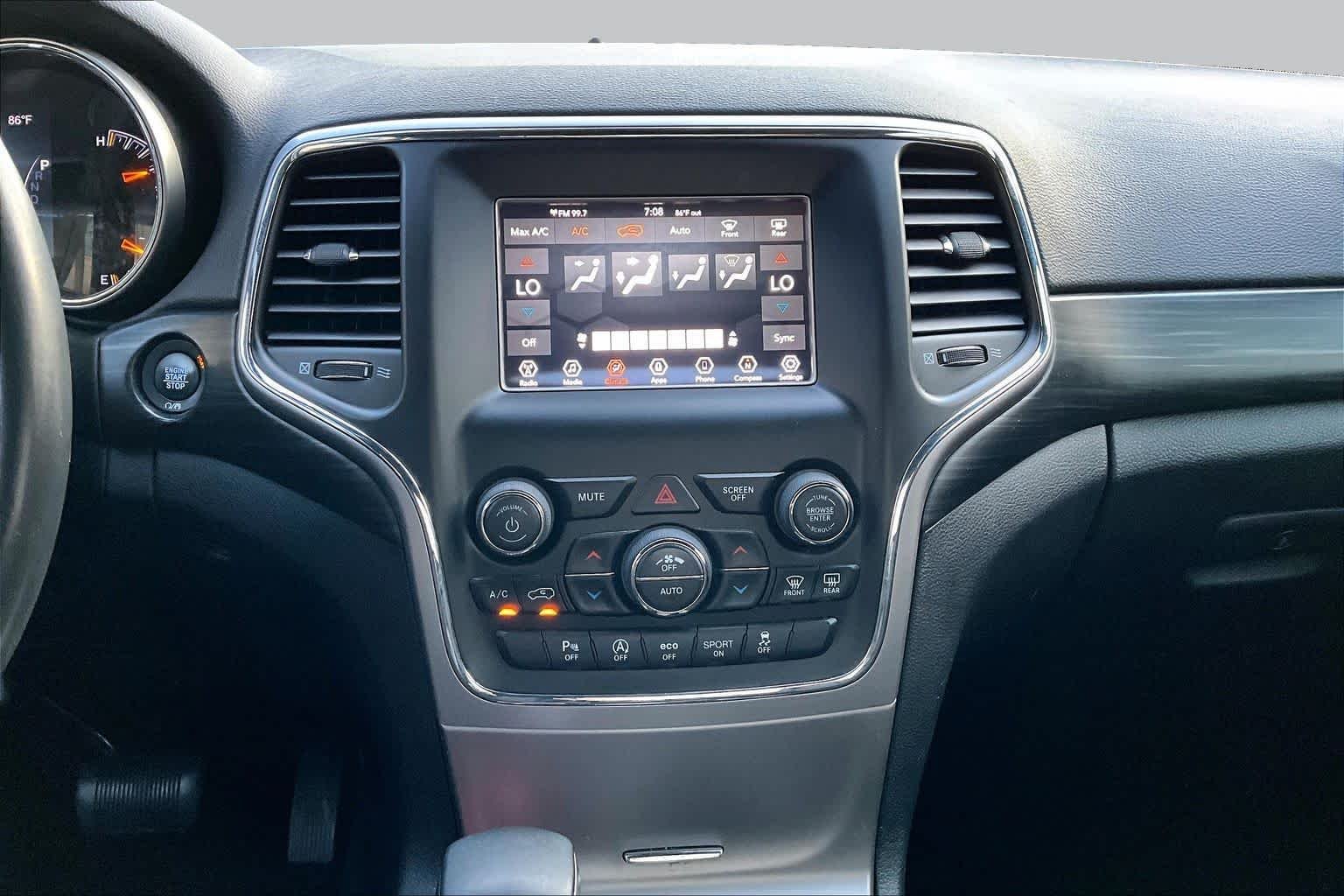 Used 2019 Bright White Clearcoat Jeep Laredo E image 7