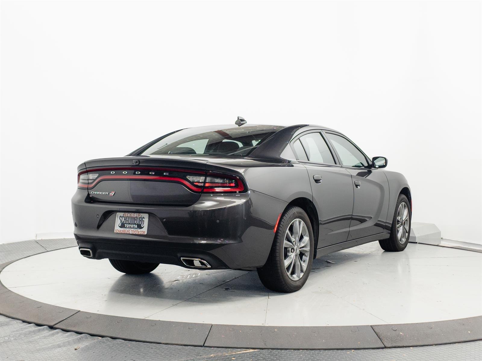 2022 Dodge Charger SXT - Photo 10