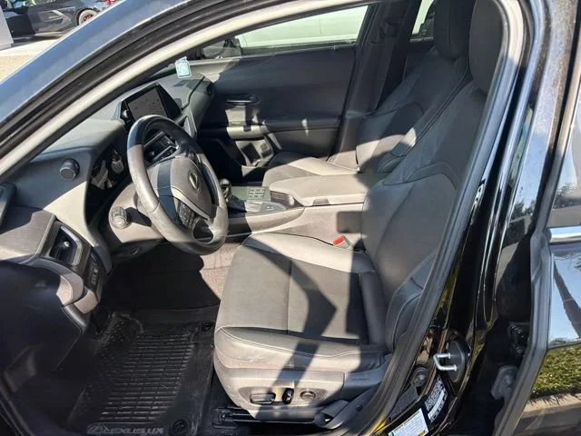 2024 Lexus UX Hybrid 250h Premium - Photo 9