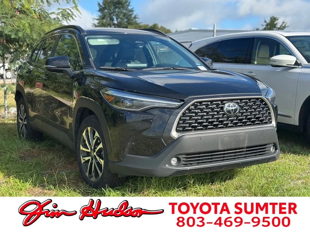 Used 2025 Black Toyota XLE image 1