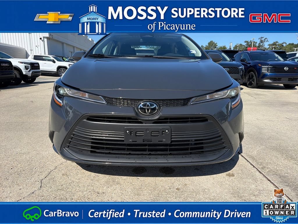 2025 Toyota Corolla LE - Photo 11