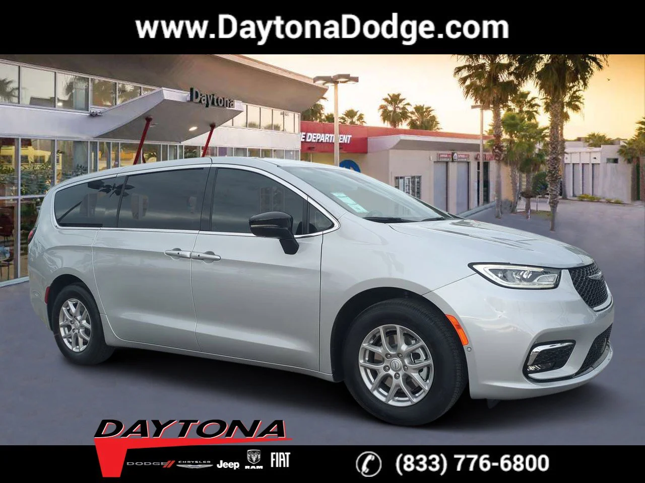 2026 Chrysler Pacifica Select's photo