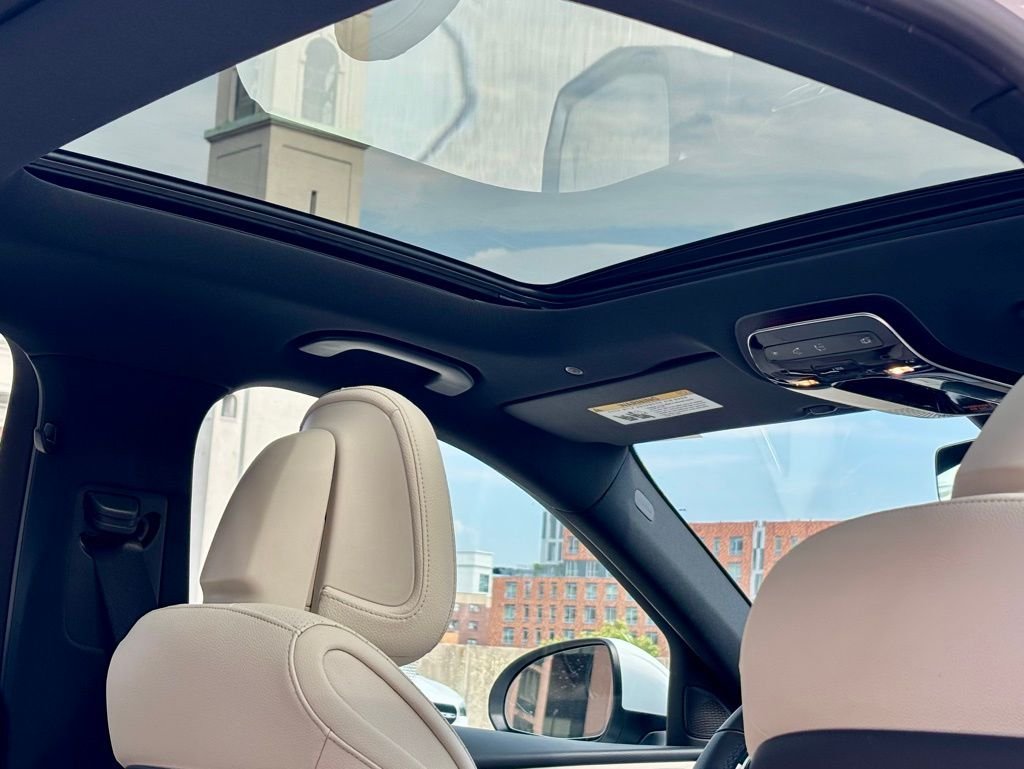 2024 Mercedes-Benz C-Class Sedan C 300 - Photo 25