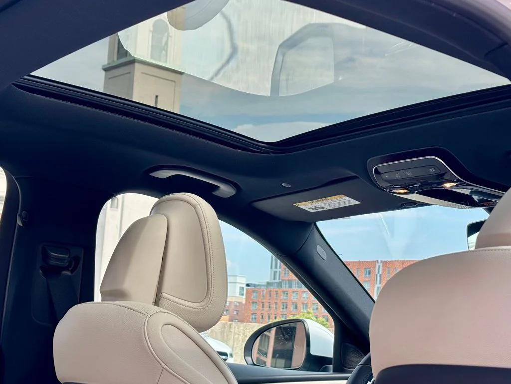 2024 Mercedes-Benz C-Class Sedan C 300 - Photo 25
