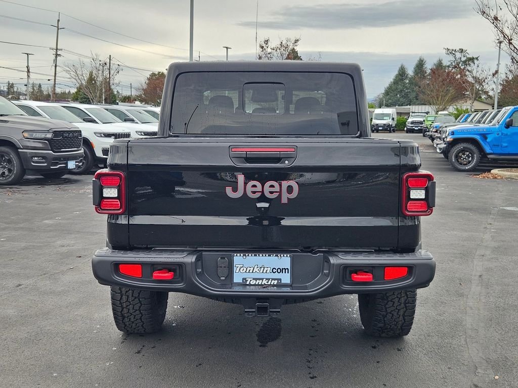 New 2026 Black Clear-Coat Exterior Paint Jeep Rubicon image 5