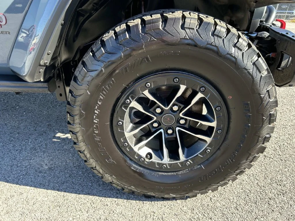 Used 2026 Gray Jeep Rubicon X image 35
