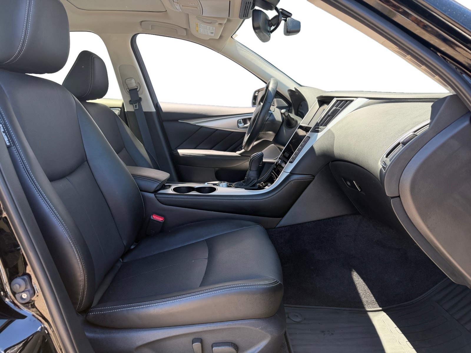 Used 2023 Black Obsidian INFINITI LUXE image 29