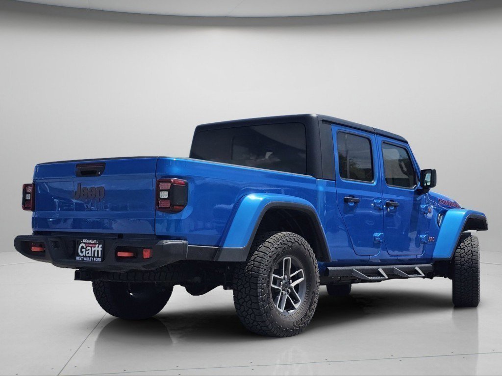 Used 2025 Hydro Blue Pearlcoat Jeep Mojave image 25