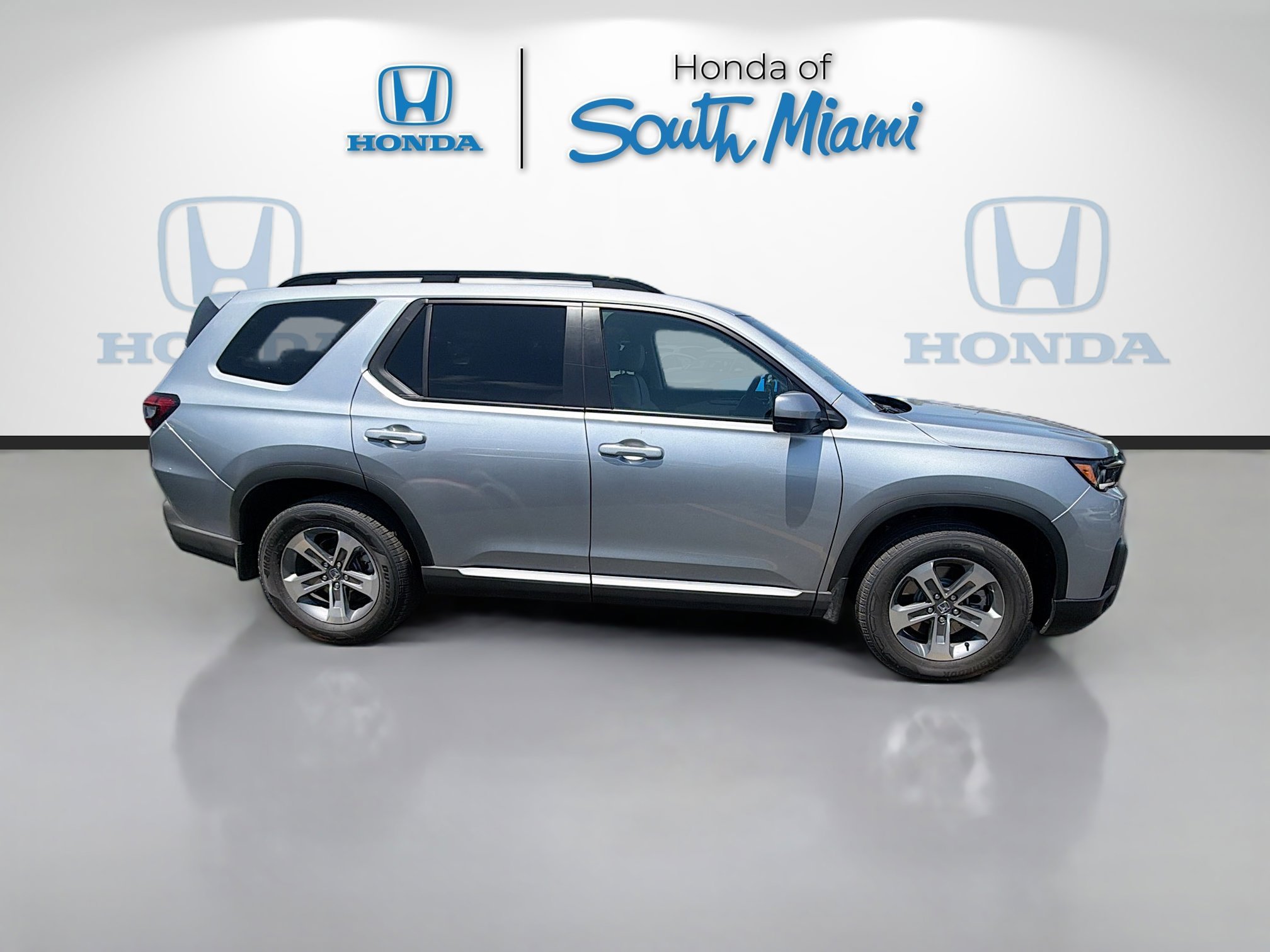 New 2026 Solar Silver Metallic Honda EX-L image 8