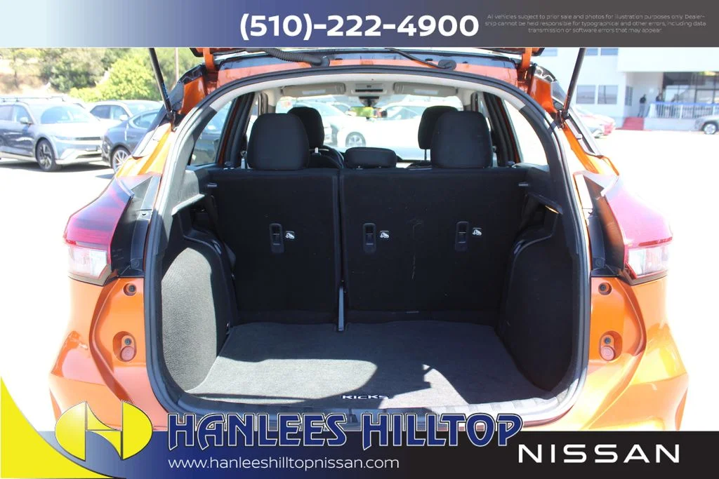 Used 2024 Orange Nissan SR image 10