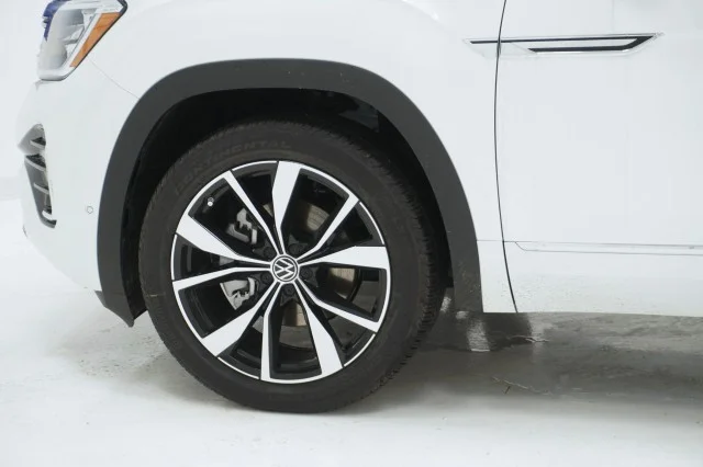 2026 Volkswagen Atlas Cross Sport SEL Premium R-LINE - Photo 14