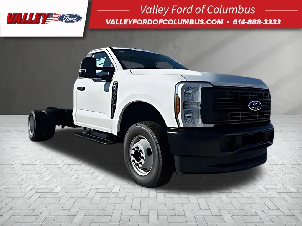 2026 Ford F-350 Super Duty Chassis Cab