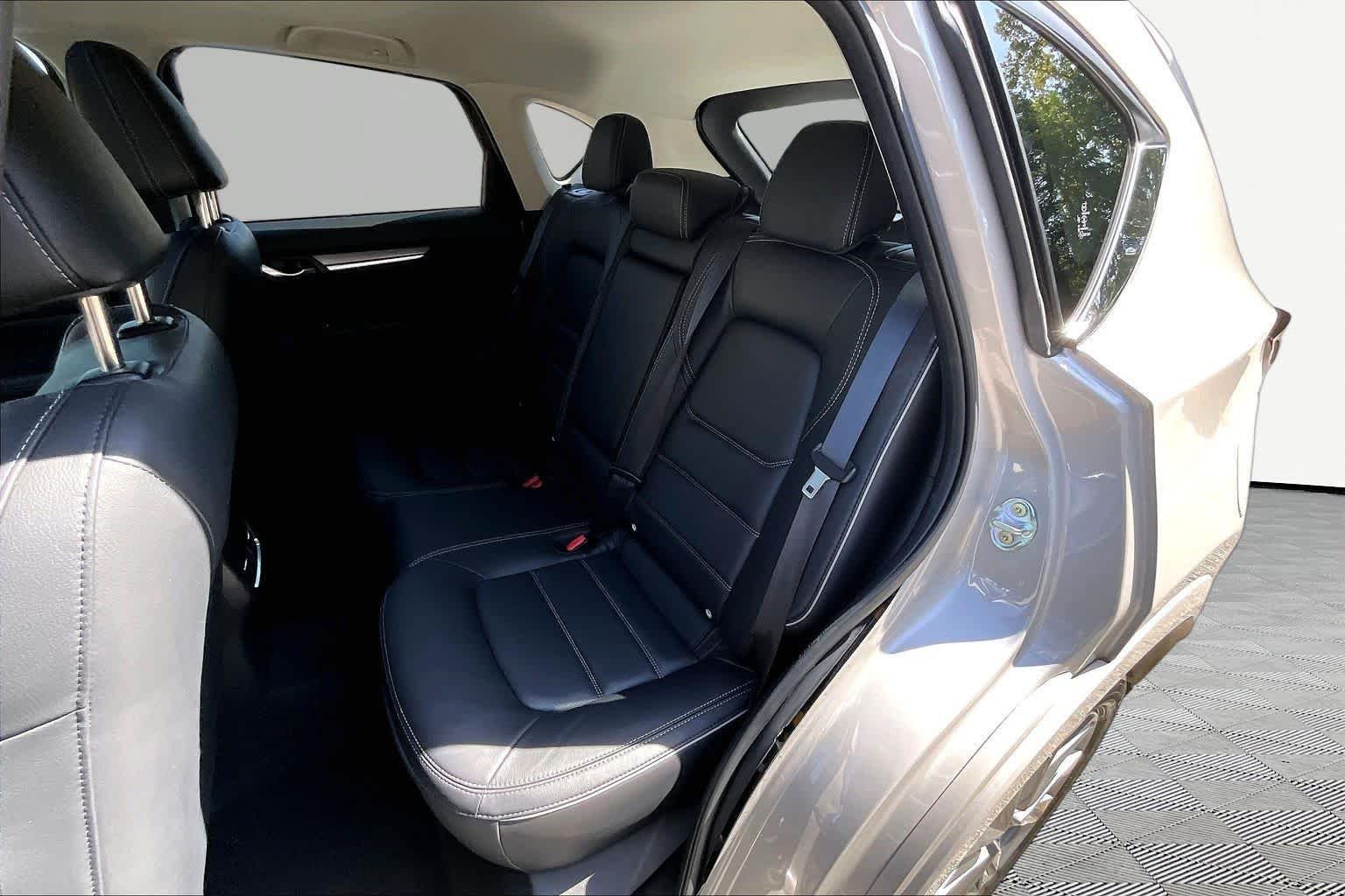 Used 2025 Platinum Quartz Metallic Mazda 2.5 S Premium Plus Package image 21
