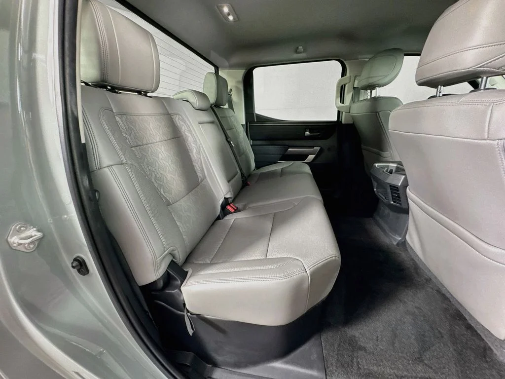 Used 2022  Toyota SR5 image 34