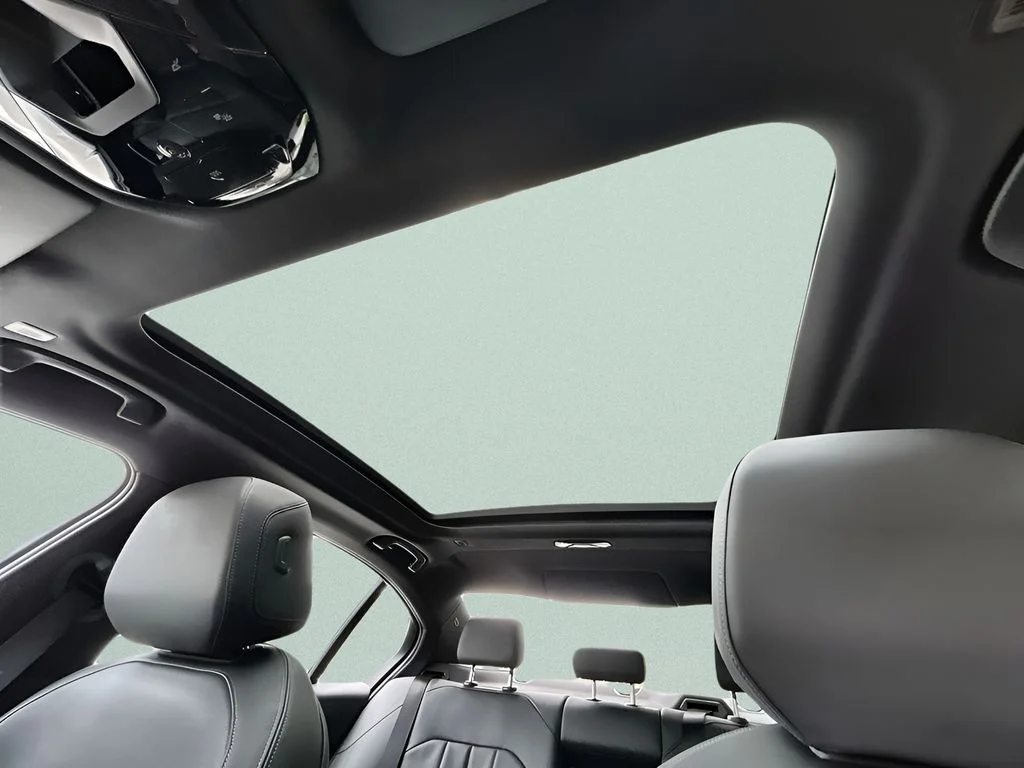 2025 BMW i5 M60 - Photo 26