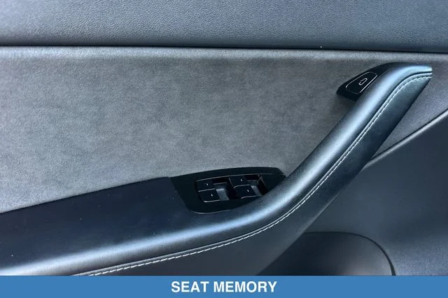 Used 2020 White Tesla Long Range image 12