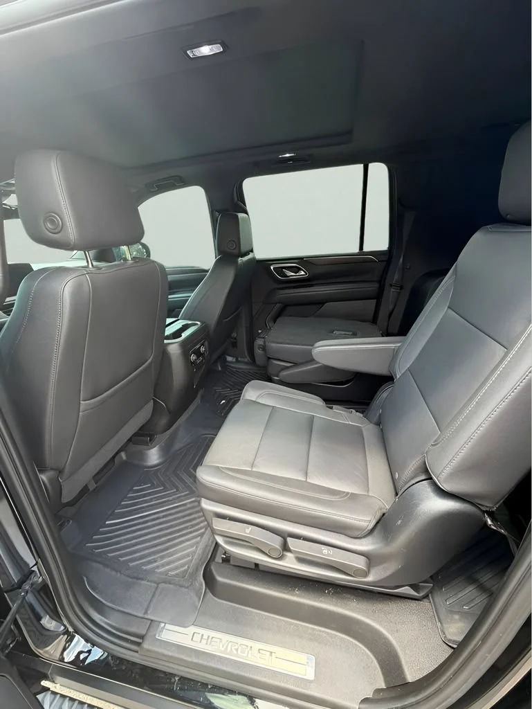Used 2023 Black Chevrolet Z71 image 10