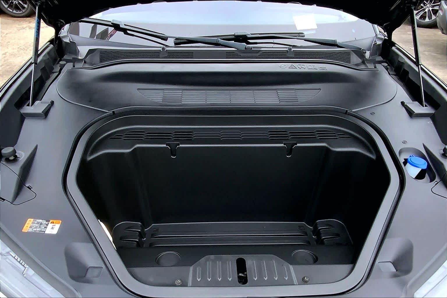 Used 2023 Shadow Black Ford Premium image 30