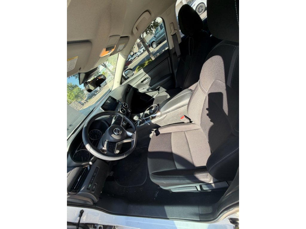 Used 2020 Aspen White Tricoat Nissan SV image 3