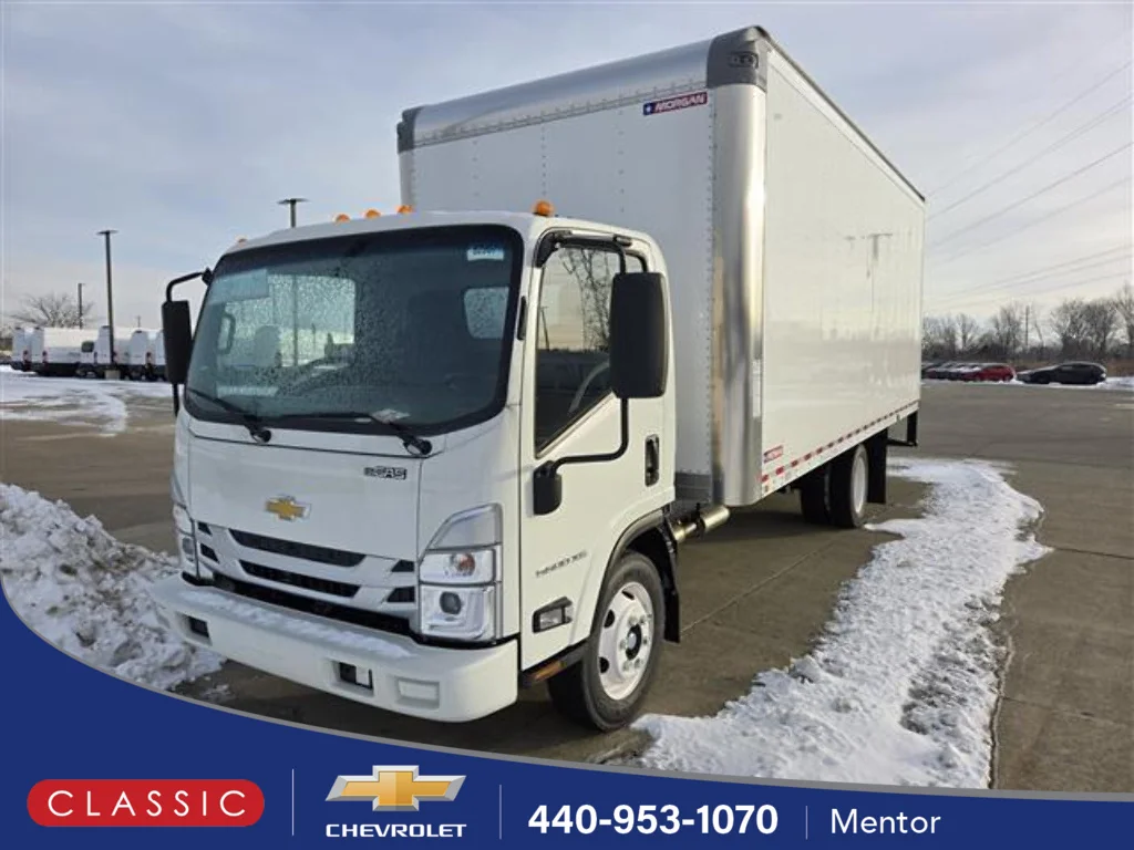 2025 Chevrolet Low Cab Forward's photo