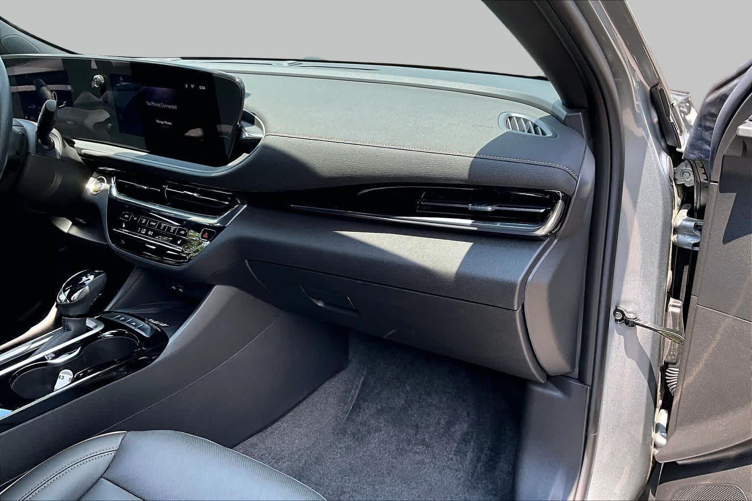 Used 2025 Moonstone Gray Metallic Buick Avenir image 18
