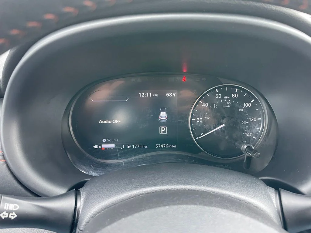 Used 2024 Super Black Nissan SR image 9