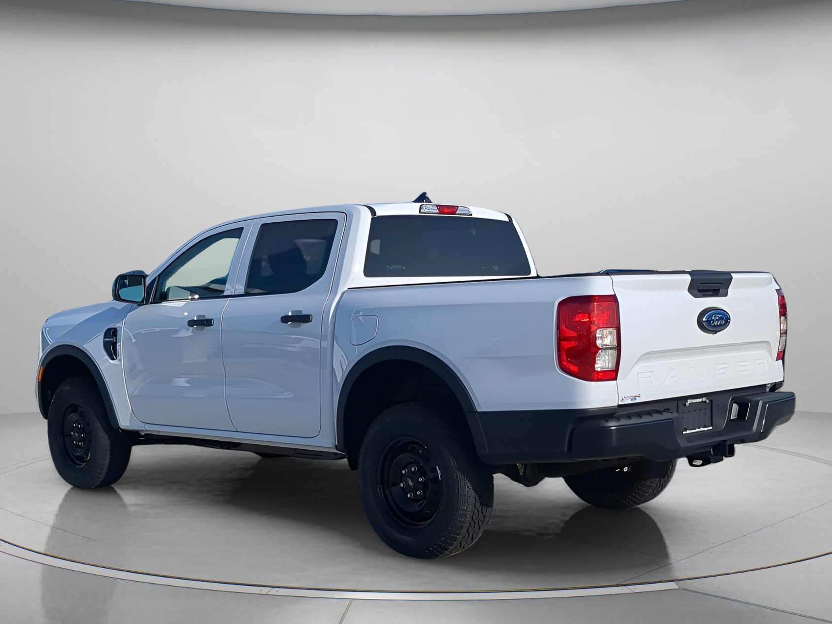 New 2026 Oxford White Ford XL image 39