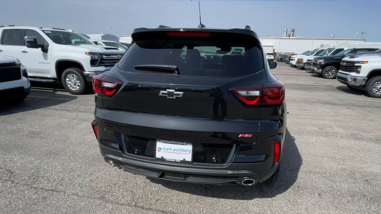 New 2026 Mosaic Black Metallic Chevrolet RS image 9
