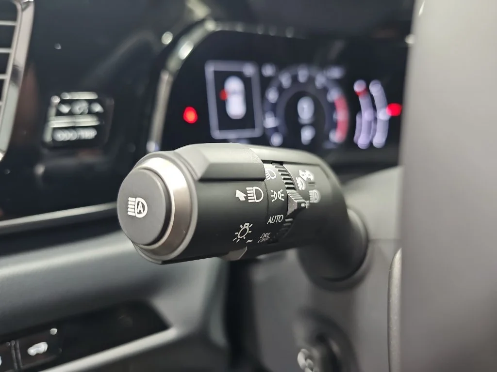 New 2026 Ultra White Lexus PREMIUM image 25