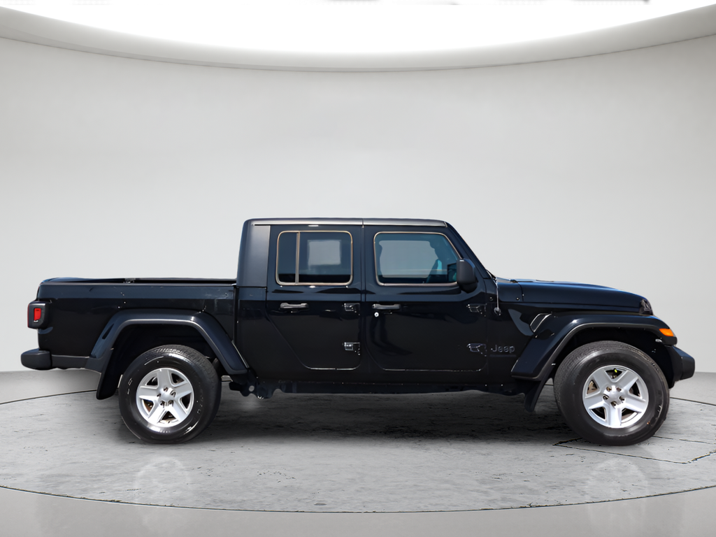 Used 2021 Black Jeep Sport image 11