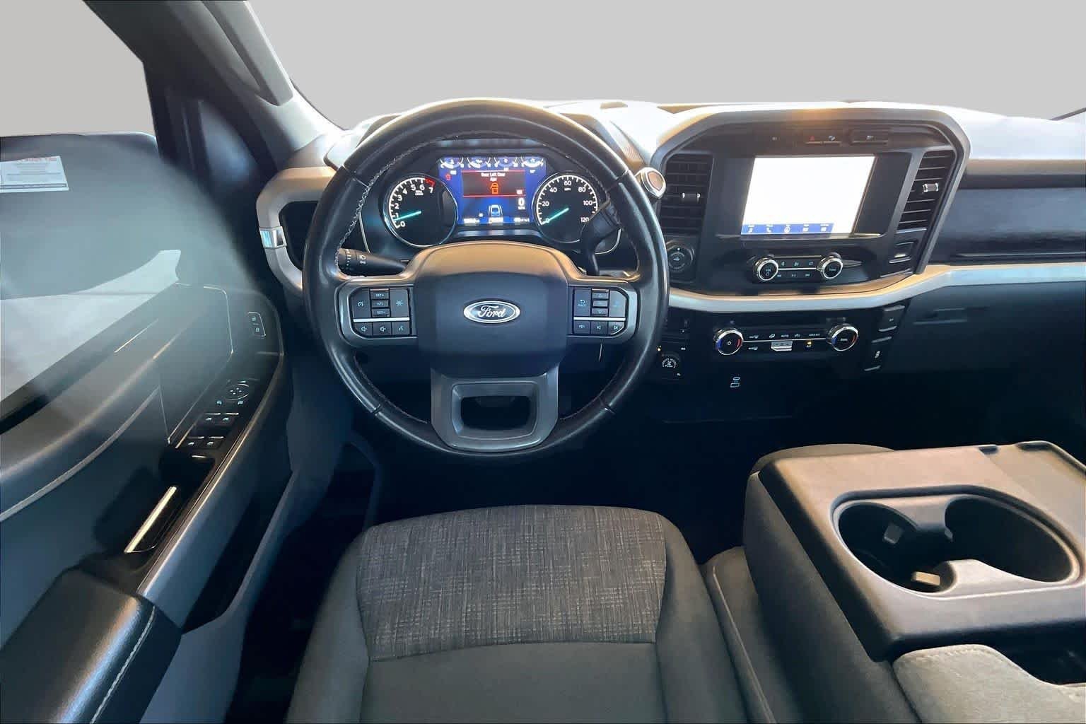 Used 2023 Agate Black Metallic Ford XLT image 11
