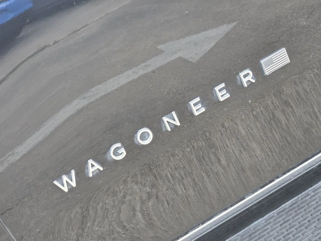 2023 Jeep Wagoneer L Series II - Photo 10