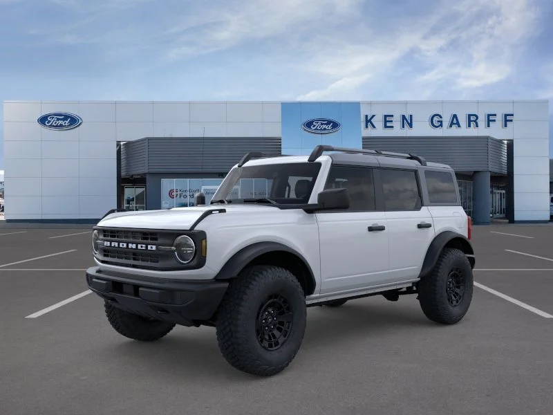 2026 Ford Bronco Base 4x4's photo