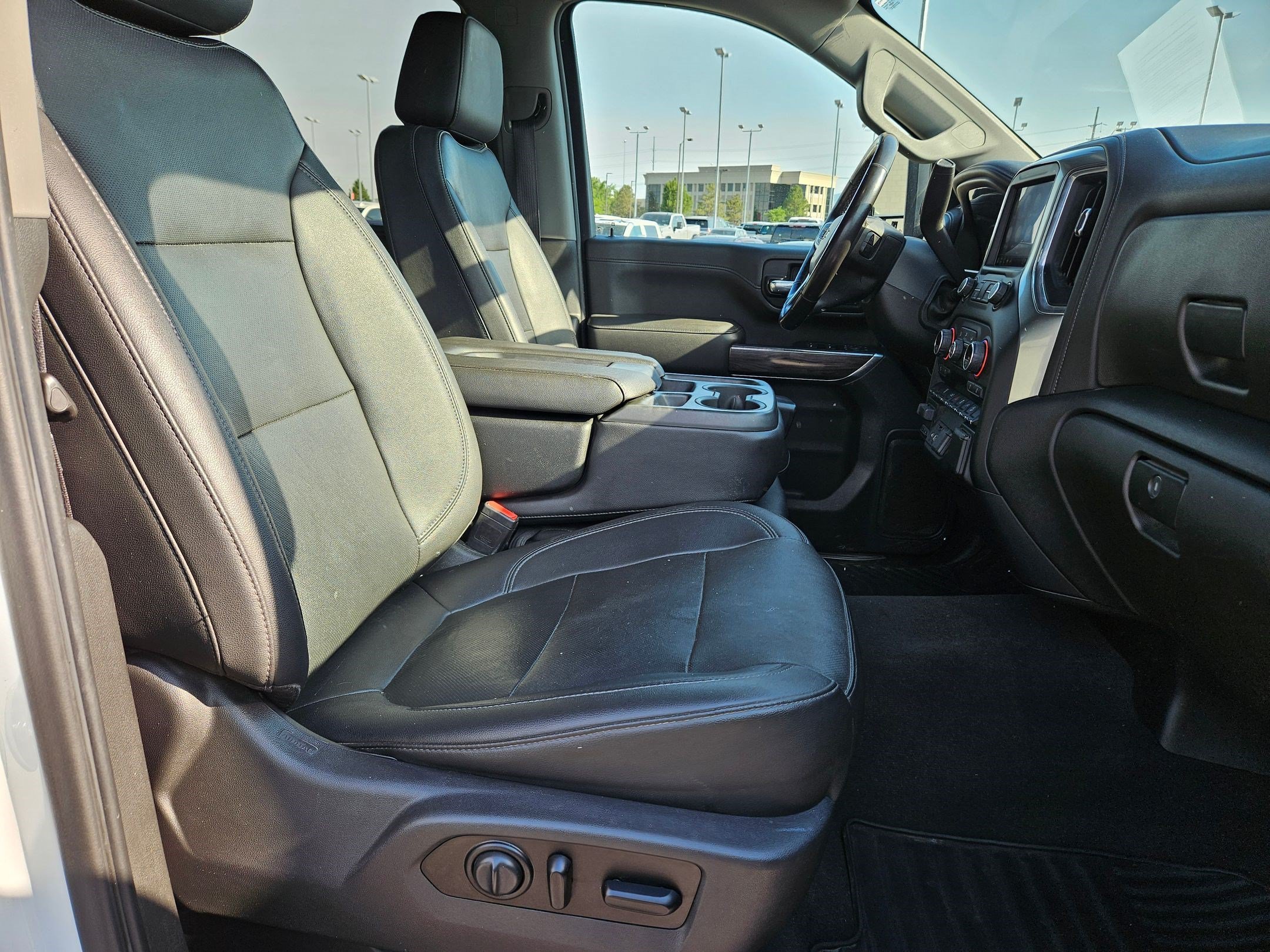 Used 2021 Summit White Chevrolet LTZ image 40