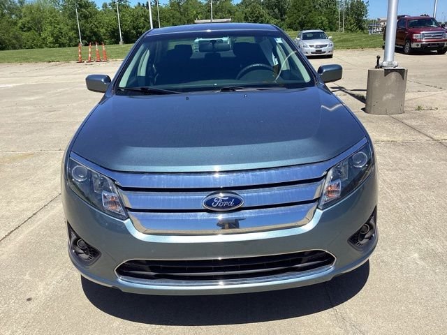 Used 2012 Blue Ford SE image 3