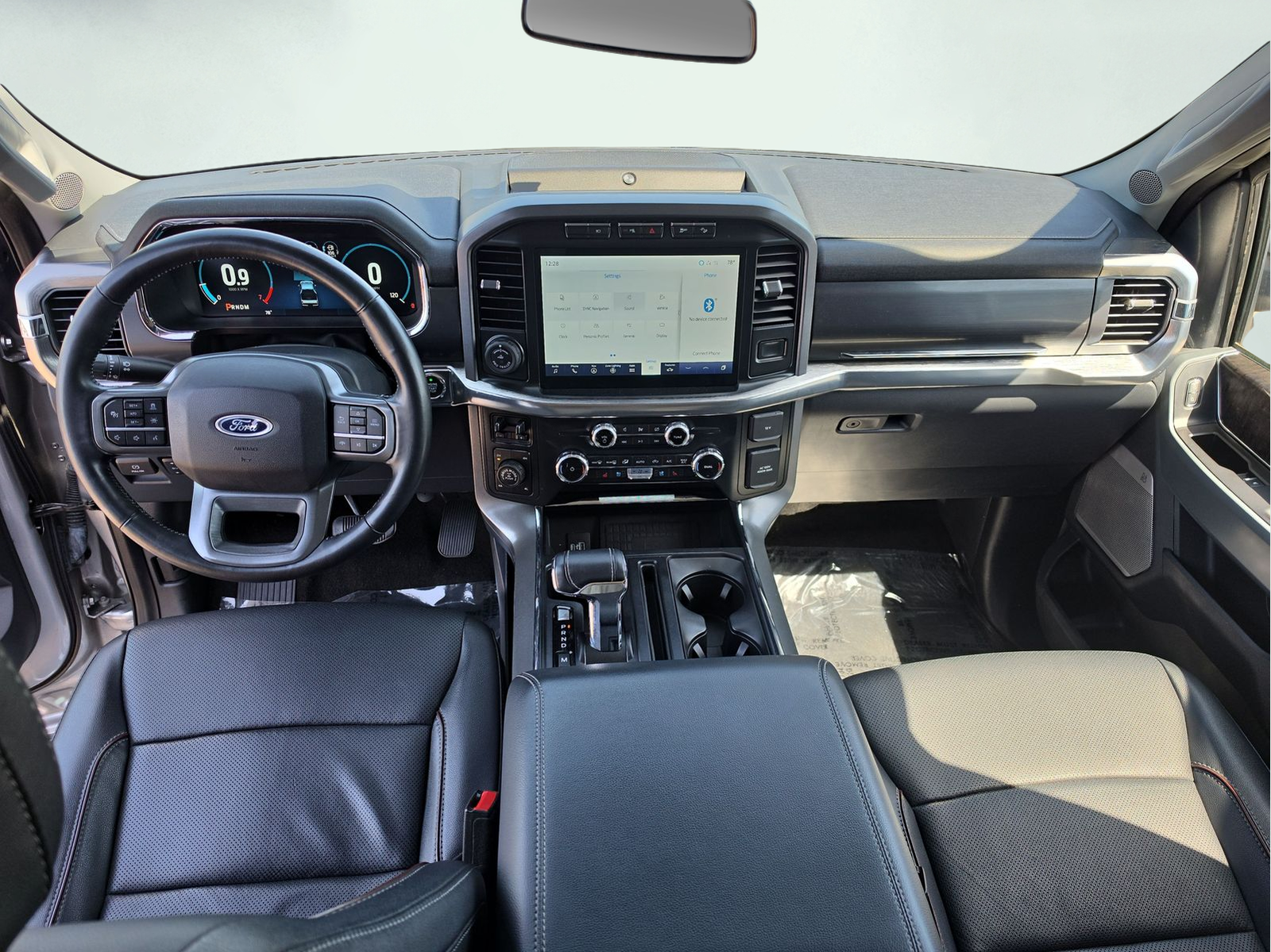 Used 2022 Iconic Silver Metallic Ford Lariat image 13