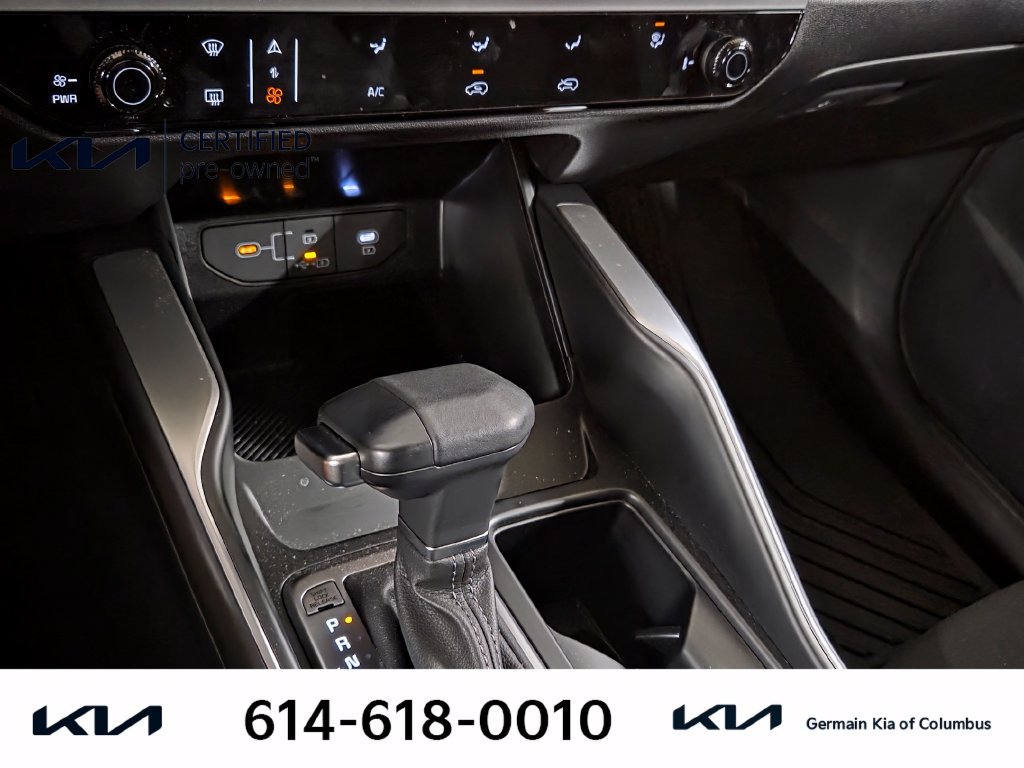 Used 2026 White Kia LX image 24