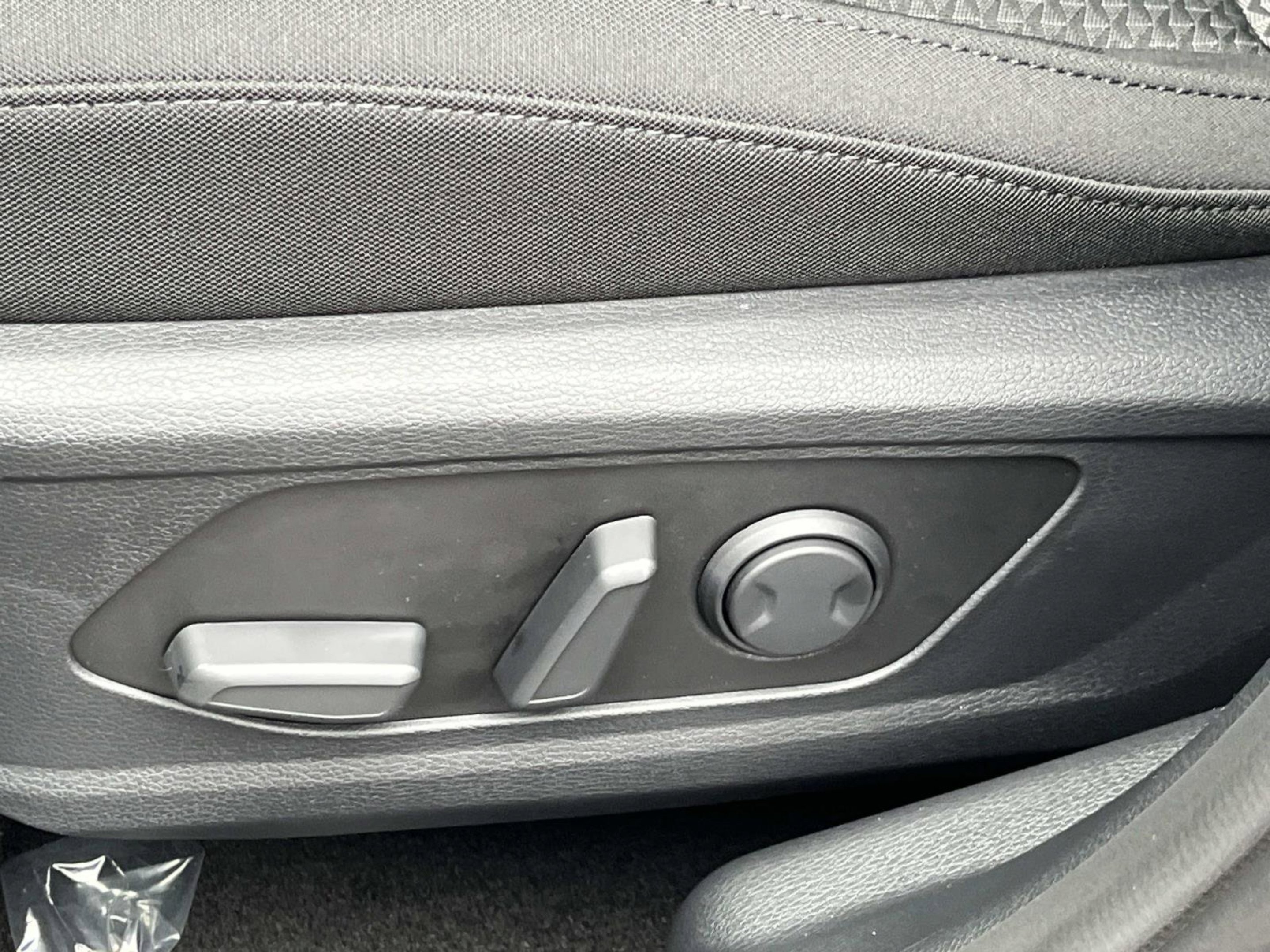 New 2026 Fusion Black Kia S image 23