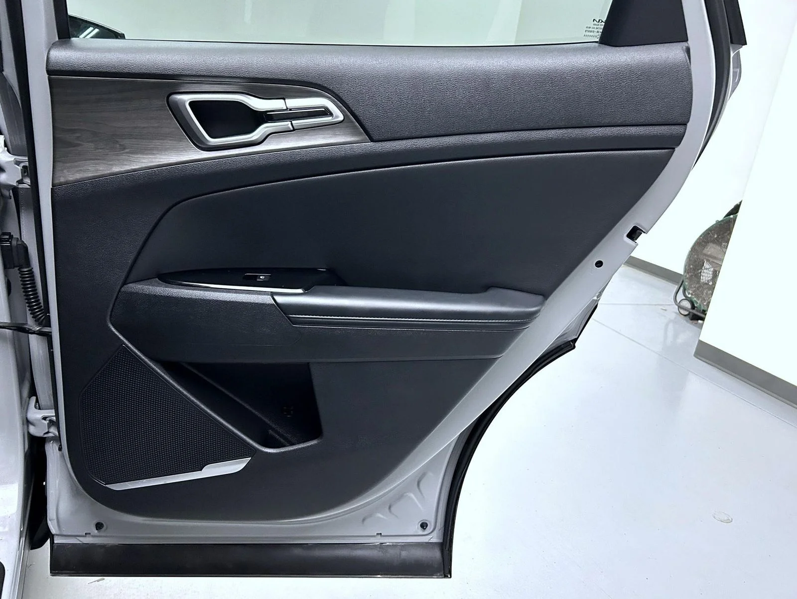 Used 2023 Gray Kia X-Line image 17