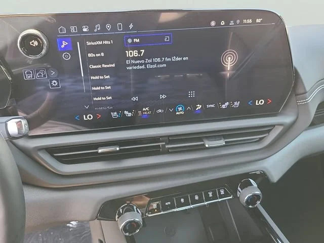 New 2026 Summit White Chevrolet LT - Extended Range image 27