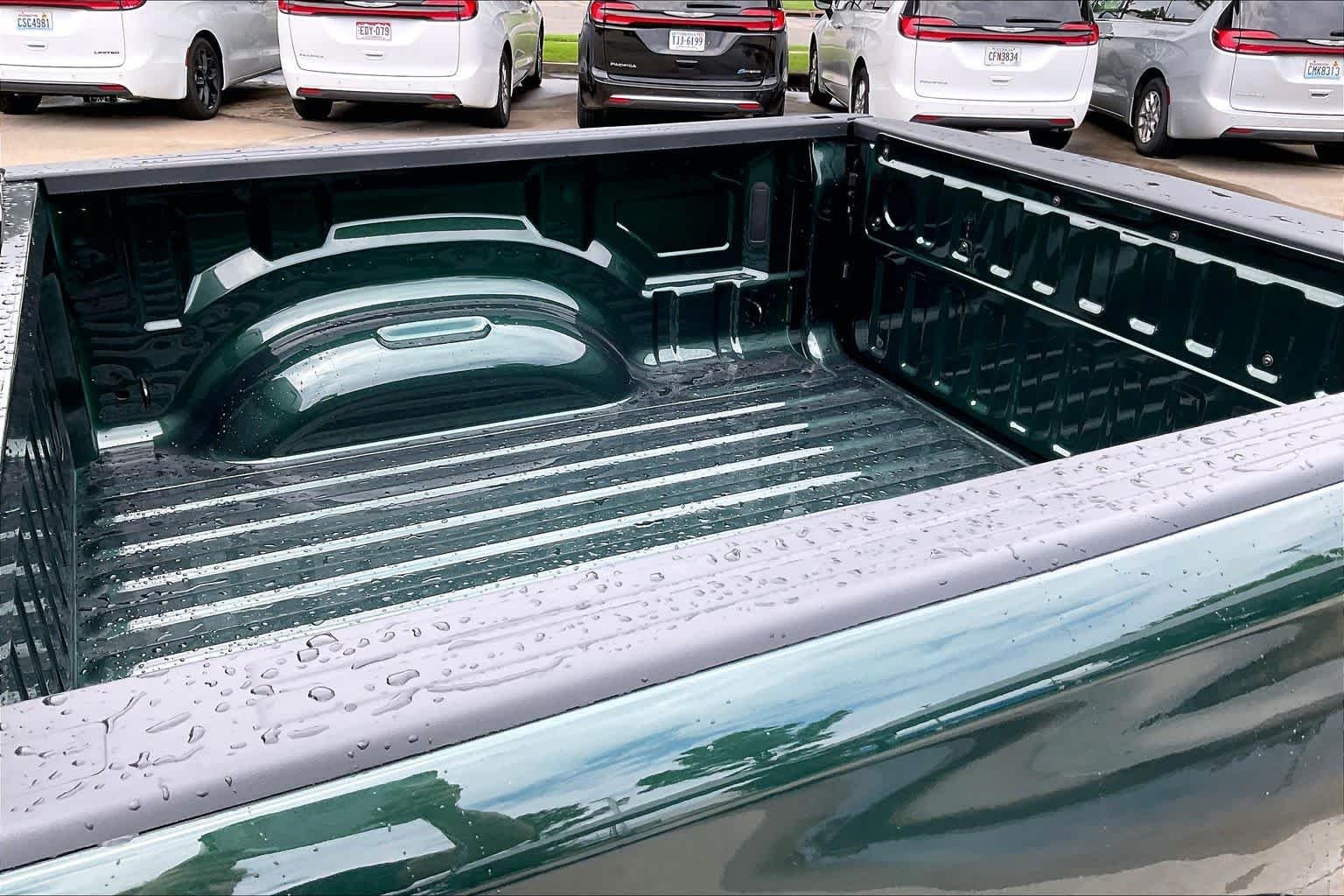 New 2026 Serrano-Green Metallic Exterior Paint RAM Big Horn image 16