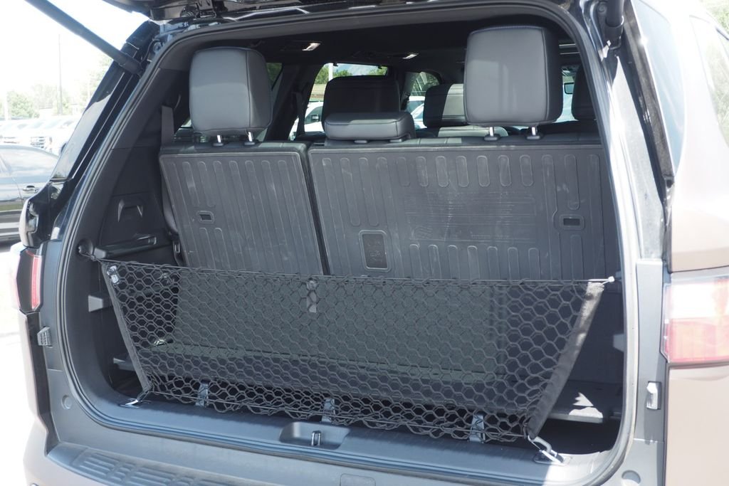 Used 2025 Black Toyota Platinum image 20