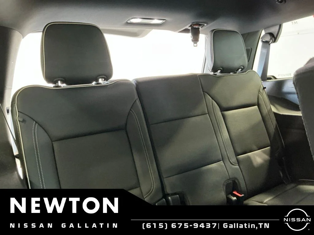 Used 2021 Onyx Black GMC SLT image 21
