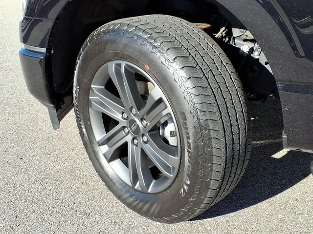Used 2023 Black Metallic Ford XLT image 8