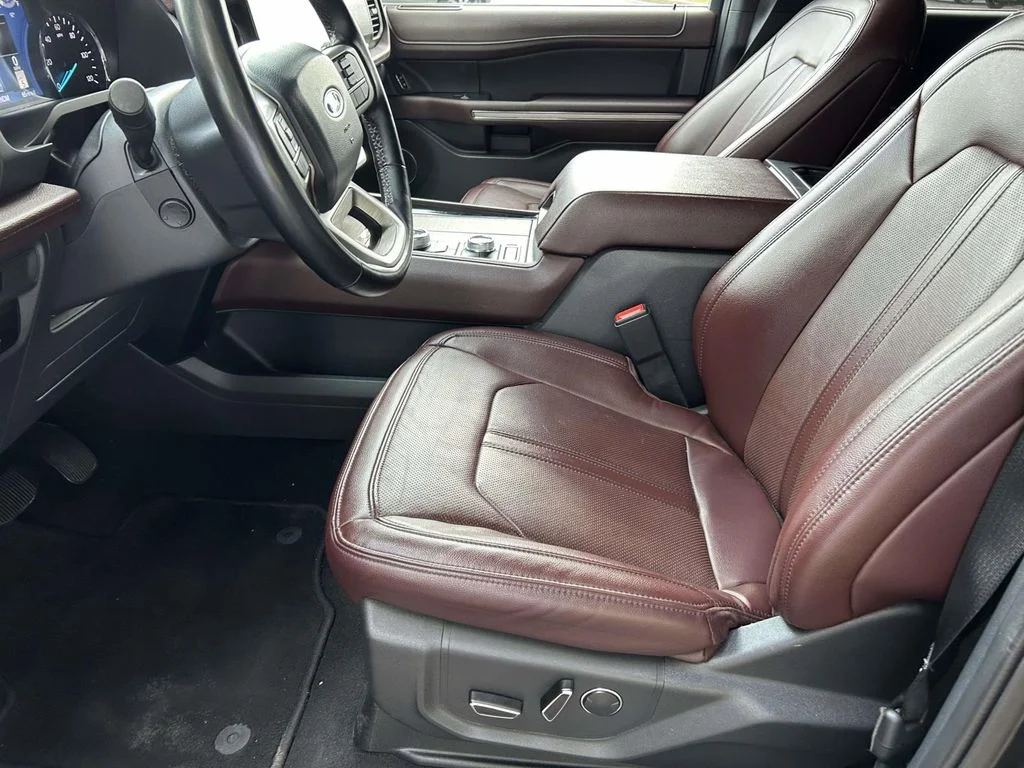 Used 2024 Black Ford Limited image 13